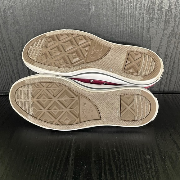 Converse All-Star women’s size 7 - Picture 5 of 8